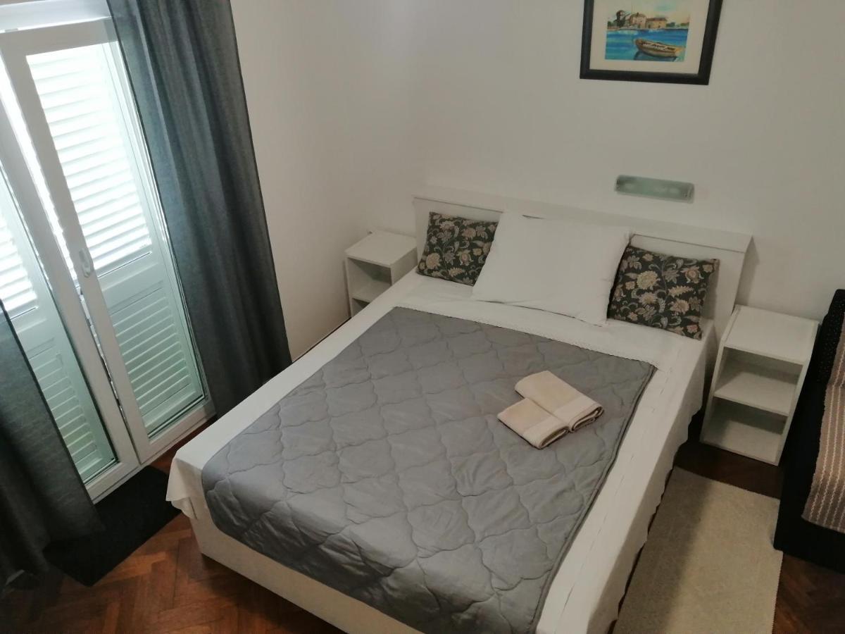 Rose Rooms At Island Of Rab Banjol 외부 사진