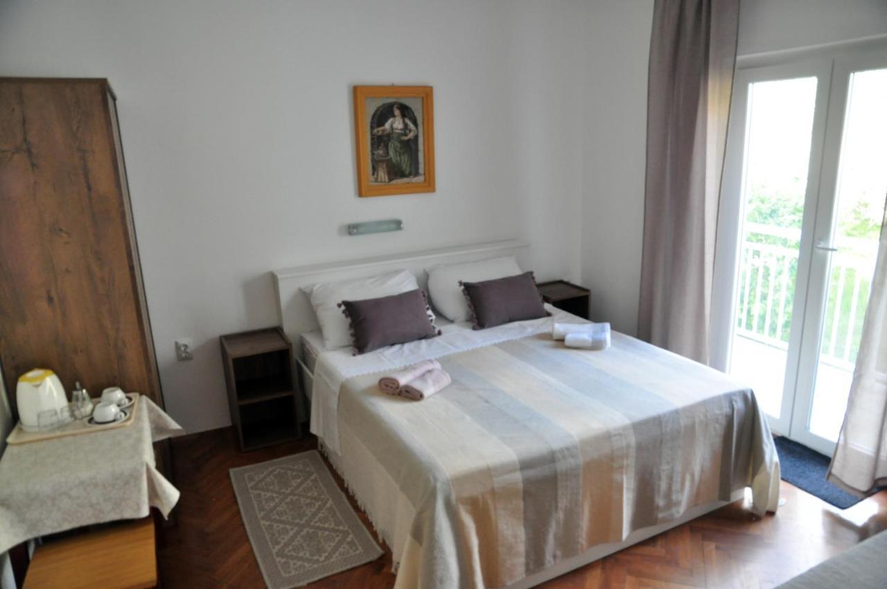 Rose Rooms At Island Of Rab Banjol 외부 사진