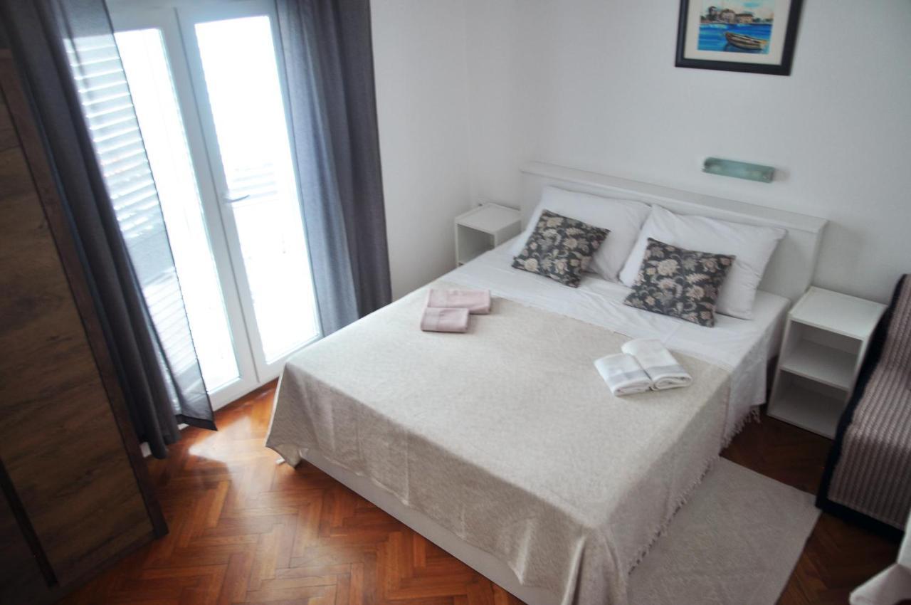 Rose Rooms At Island Of Rab Banjol 외부 사진